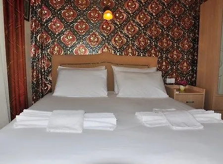 Med Cezir 3* Стамбул