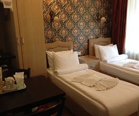 Med Cezir Istanbul